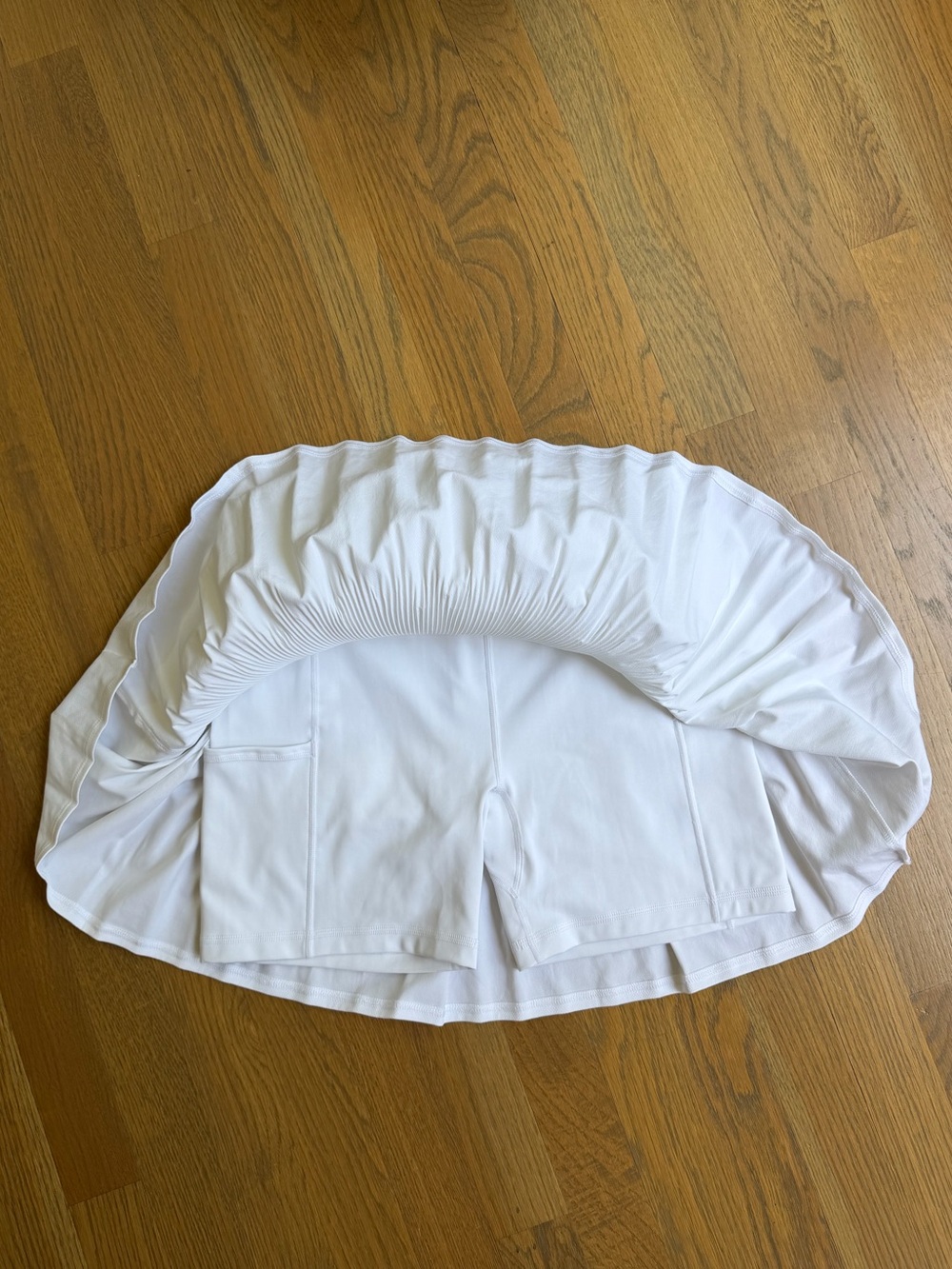 Lacoste Ultra Dry Tennis Skirt with Liner White Pleated size 38 / Medium - Picture 3 of 12